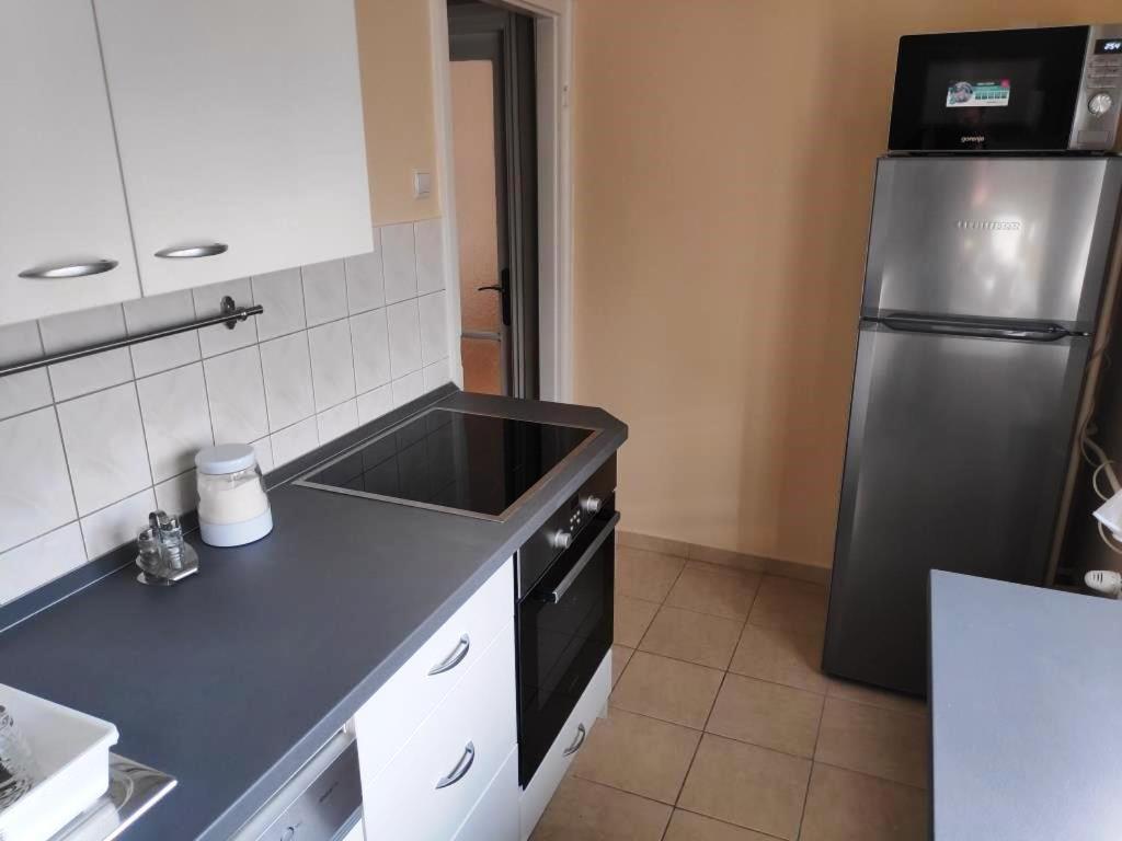 Koelcsey Apartman Apartment เซคซาร์ด ภายนอก รูปภาพ