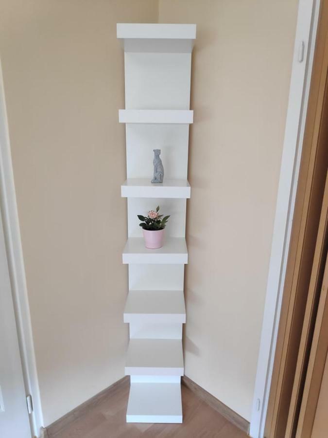 Koelcsey Apartman Apartment เซคซาร์ด ภายนอก รูปภาพ