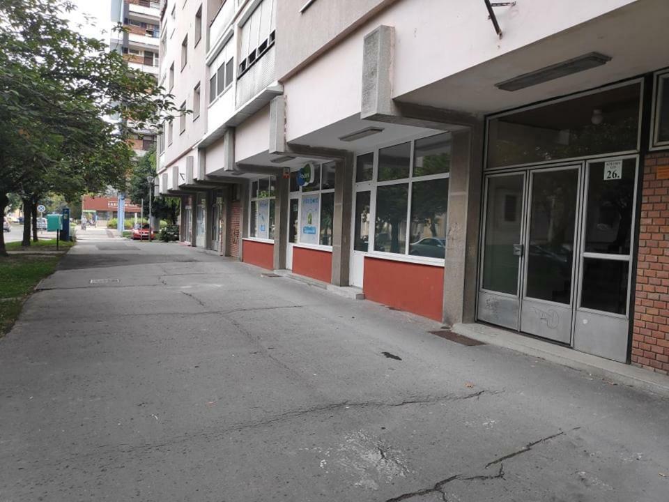 Koelcsey Apartman Apartment เซคซาร์ด ภายนอก รูปภาพ